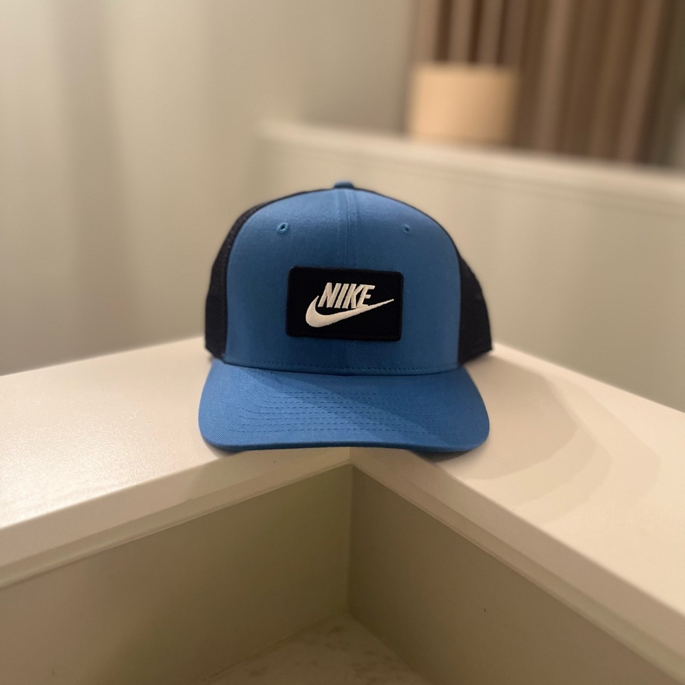 NIKE MENS SNAPBACK